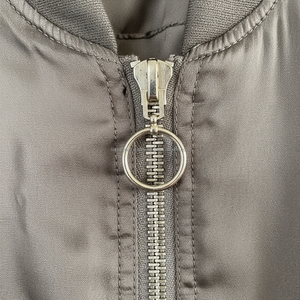 เสื้อแจ็คเก็ตบอมเบอร์ผู้ชาย กันลม รับผลิตตามแบบ OEM ขายส่ง - Product Image 2