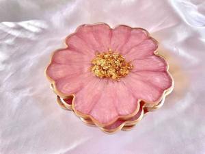 Ensemble de dessous-de-verre carrés et ronds en résine époxy faits à la main de qualité supérieure avec support |   Décoration moderne pour la maison et la table - Product Image 4