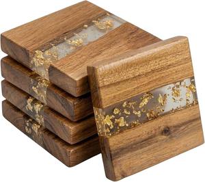 Ensemble de sous-verres carrés modernes en résine et bois, faits à la main, pour table basse, salle à manger et décoration intérieure - Product Image 1