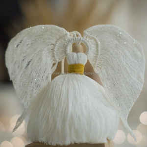 Tapiz de pared de macramé bohemio hecho a mano de algodón personalizado para boda, hogar o fiesta - Product Image 5