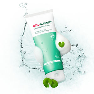 Paquete 1+1 [150mL] Espuma Limpiadora Calmante de Bajo pH con Centella y Ingredientes Herbales para Eliminar Imperfecciones - Product Image 1
