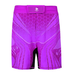 Shorts MMA respirants, légers et écologiques avec panneaux extensibles pour un confort de mouvement facile, en tissu polyester/nylon durable - Product Image 1