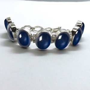 สร้อยข้อมือเงินแท้ 925 ประดับไพลินสีน้ำเงินคุณภาพสูง ลายสี่เหลี่ยมสัญลักษณ์แห่งสันติภาพ ทำด้วยมือ สำหรับผู้หญิง ของขวัญหมั้นสุดหรู - Product Image 2