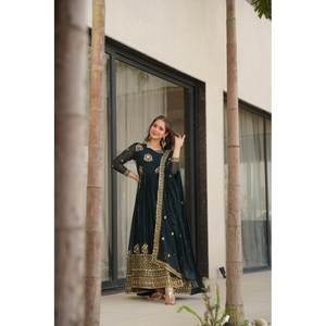 Hermoso vestido indio y pakistaní con Dupatta para ropa de fiesta - Product Image 5