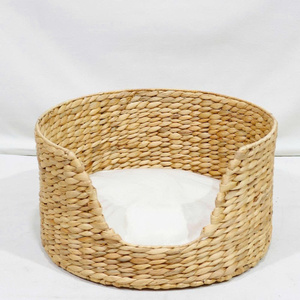 Lit pour chat rond tissé à la main avec coussin moelleux, matériau en fibre respirante, style minimaliste pour usage intérieur - Product Image 1