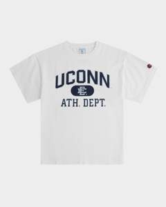 เสื้อยืดคอกลมแขนสั้นผู้ชาย ผ้าคอตตอนเจอร์ซีย์สีขาว พิมพ์ลายกราฟิกด้านหน้าพร้อมโลโก้ทีมตามสั่ง ดีไซน์ตัวอักษรพิมพ์ลาย ระบายอากาศได้ดี สวมใส่สบาย - Product Image 1