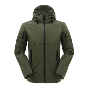Veste Softshell imperméable pour homme, pour l'hiver, doublée de polaire, avec col montant, isolée, pour la chasse, fabriquée au Pakistan - Product Image 1