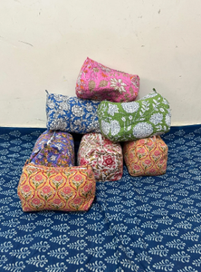 Bolsa de Aseo de Algodón Puro Hecha a Mano en India, Hermosa Bolsa de Aseo con Estampado de Bloques de Algodón, Vintage, Resistente al Agua, Juego de 3 Bolsas para Guardar Maquillaje - Product Image 2