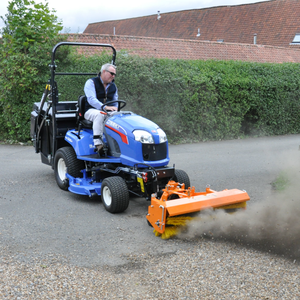 Livraison rapide, qualité supérieure, tondeuse à gazon à essence, tracteur Iseki SXG 326, moteur de qualité industrielle 125cc, puissance pour travaux agricoles intensifs - Product Image 1