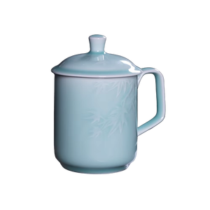 Mug à café esthétique avec couvercle et design moderne, en céramique, au toucher doux et finition de qualité supérieure - Product Image 1