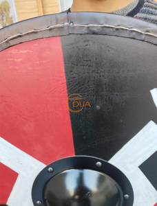 Escudo Vikingo de Madera Pulida Hecho a Mano |   Armadura de Guerrero Saxon Roja y Negra de 24 Pulgadas para Disfraces de Halloween y Navidad - Product Image 3