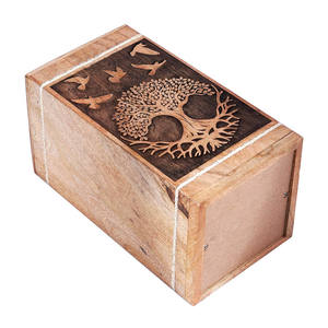 Vente chaude pour la conception en bois de manguier Urne de vie d'arbre adulte Cercueil en bois fabriqué à la main pour animaux de compagnie Fabricant en gros Exportateur - Product Image 3