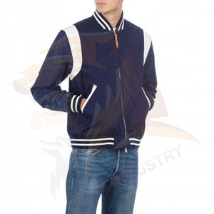 Chaqueta Varsity Personalizada para Hombre, Nueva Llegada, Chaqueta Varsity de Béisbol con Cuello Alto y Letras Bordadas de Alta Calidad - Product Image 4