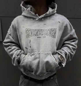 Sudadera con Capucha Moderna con Pedrería, Sudadera con Capucha de Cristal Premium, Ropa Urbana Informal y Elegante, Hecha a Medida, 100% Algodón - Product Image 1