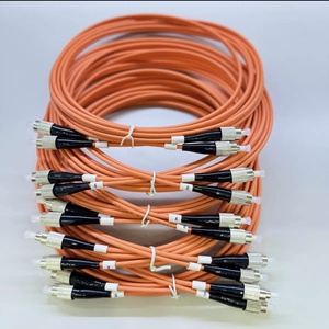 Vente en gros d'usine OEM OM2 FC à FC MultiMode Duplex FTTH Cordon de raccordement à fibre optique avec gaine LSZH Longueurs personnalisables - Product Image 5