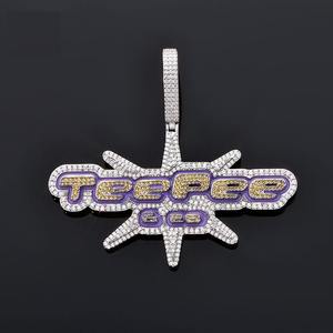 Colgante Personalizado Iced Out Teepee Co con Diamante Moissanita y Esmalte Morado, Joyería de Declaración Estilo Hip Hop - Product Image 2