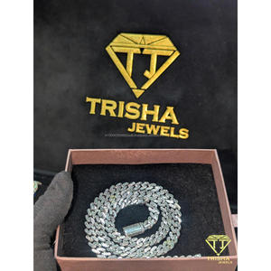 Cadena Cubana de Lujo con Diamantes Moissanite VVS, Plata de Ley 925, Joyería Hip Hop de Diseño Moderno por Trisha Jewels - Product Image 3