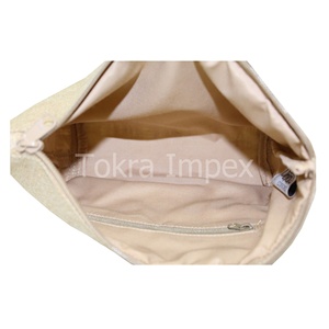 Sacs cosmétiques en jute unisexe en gros avec logo personnalisable, pochette de maquillage en toile de jute naturelle réutilisable avec fermeture éclair, motif de personnage tendance - Product Image 5