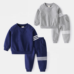 Conjunto Deportivo Infantil de 2 Piezas con Estampado, Personalizado, Invernal, Transpirable, Ecológico y Orgánico - Product Image 5