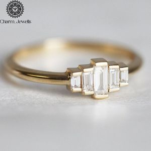 Bague de Fiançailles et d'Éternité Classique pour Femme Charm_Jewells en Argent Plaqué Or Rose 18K avec Moissanite Taille Coussin et Sertissage à Griffes IGI - Product Image 4
