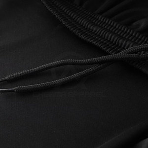 เสื้อและกางเกงฟุตบอลที่ดีที่สุด ผลิตจากวัสดุที่ทนทาน พร้อมขอบเอวยางยืด สวมใส่สบาย เหมาะสำหรับการแข่งขัน - Product Image 6