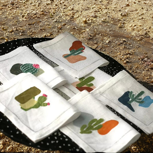 Servilletas de Cóctel de Lino con Diseño de Cactus en Flor en el Desierto – Servilletas Reutilizables 100% Lino Natural, Diseño Botánico Ecológico - Product Image 4