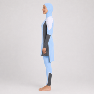 Ensemble Burkini Modeste 4 Pièces Personnalisé pour Femmes Musulmanes à Manches Longues avec Logo Imprimé sur le Devant - Product Image 2
