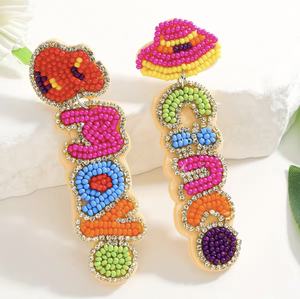 Nouveautés : Boucles d'oreilles clous classiques unisexe, faites main, en perles de rocaille, motif chapeau cactus multicolore rose, pour enseignant(e)s et mariages - Product Image 2