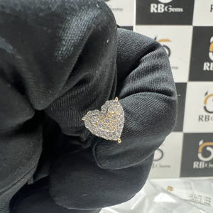 VVS Moissanite Diamond Heart Stud Pendientes para mujer 14K Oro sólido S925 Plata esterlina Elegante diseño de corazón - Product Image 4