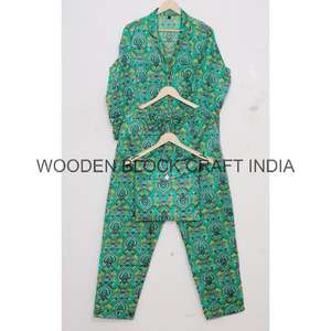 Nouvel ensemble pyjama élégant fait main en coton ultra doux pour femme, motif floral, chemise et pantalon de nuit pour l'été - Product Image 5