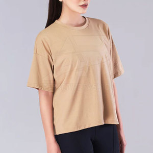 เสื้อยืดโอเวอร์ไซส์ผ้าเนื้อนุ่ม ดีไซน์น้ำหนักเบา ระบายอากาศได้ดี สวมใส่สบาย เหมาะสำหรับการสวมใส่แฟชั่นในชีวิตประจำวัน - Product Image 5