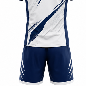Ensemble d'uniformes de performance pour club de football – Maillot et short personnalisés avec un design moderne et une technologie de tissu respirant - Product Image 4