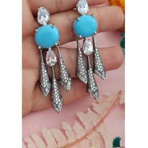 Boucles d'oreilles pendantes en laiton de haute qualité, zircon et argent plaqué, pour femme, collection tendance pour mariage - Product Image 2