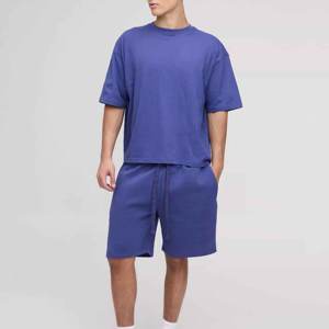 Nouvel ensemble de costume deux pièces léger et respirant pour homme, idéal pour l'été, avec t-shirt à manches courtes et short, disponible en grandes tailles - Product Image 2