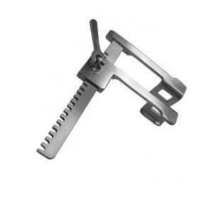 Écarteurs de côtes Finochietto personnalisés, fabriqués par CNC par WARSAW MEDICAL - Product Image 3