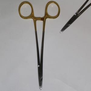 Instruments chirurgicaux de qualité supérieure certifiés CE pour usage hospitalier, porte-aiguilles TC en acier inoxydable, ciseaux manuels pour lifting du visage - Product Image 5