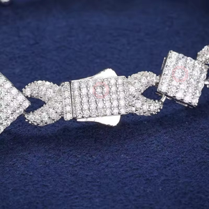 Colgante de Cruz Cuadrada, Joyería Fina, Colgantes y Dijes, Plata de Ley 925, Chapado en Rodio, Joyería de Moissanita - Product Image 1