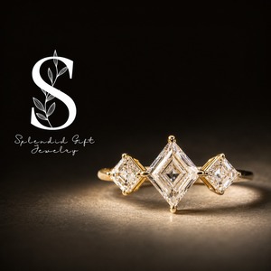 แหวนหมั้นมอยส์ซาไนต์ทรงไคท์คัท ทอง 14k แหวนสามเม็ด แหวนสัญญา แหวนแบบไม่ซ้ำใคร แหวนขอแต่งงาน แหวนทำมือ - Product Image 1
