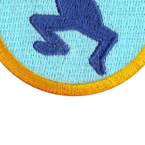 Service OEM de badges brodés sur machine, broderie personnalisée de logos pour vestes, casquettes, sacs à dos, vêtements et accessoires - Product Image 2