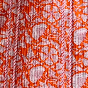 Sac fourre-tout en coton matelassé à imprimé floral orange, style bohème, ouvert en haut, écologique, fait main, pour l'été, la plage, le shopping et les voyages - Product Image 6