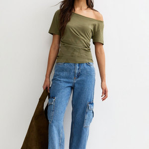 T-shirt femme de haute qualité à épaules dénudées, coupe ample, décontracté, design personnalisé, vente en gros, haut de gamme, prix d'usine - Product Image 2