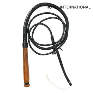 Látigo de Cuero Genuino Hecho a Mano |   Cuerda trenzada con mango de madera para entrenamiento ecuestre, equitación en rancho, profesional y de primera calidad - Product Image 1
