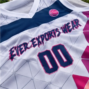Ensemble de maillot et short de basket-ball personnalisé blanc et rose géométrique avec noms d'équipe et numéros de joueur personnalisés - Product Image 2