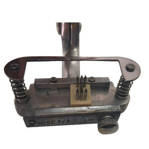 Pinza de tatuaje veterinaria de aluminio fundido a presión, estándar 3/8, 4 dígitos, con liberación de espaciadores, para mascotas, precio económico, OEM - Product Image 5