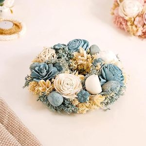 Corona de Flores Decorativa Rústica Hecha a Mano, Redonda, Azul y Blanca, de Ratán, sin Iluminación, Paquete Individual - Product Image 5