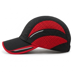 Casquettes de course personnalisées alliant une construction respirante, des couleurs modernes et une finition durable pour les équipes sportives, à des fins promotionnelles. - Product Image 2