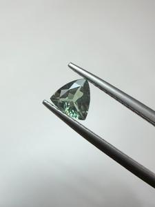 Alexandrite taille trionne, pierre précieuse non montée, vert pâle, facettée, pour collectionneur de bijoux, pierre à changement de couleur - Product Image 3