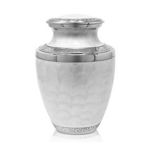 La plupart des ventes en ligne d'aile d'ange gravée pour adulte crémation artisanale en métal urne de style américain cérémonie pour être aimé - Product Image 5