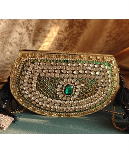 Sac à main Kundan en laiton plaqué or, personnalisé avec impression numérique, sac de soirée traditionnel orné, pour femmes, mariage, fête - Product Image 2