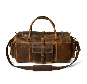 Sac de sport en cuir véritable, fait main, durable, spacieux, élégant, unisexe, qualité supérieure - Product Image 1